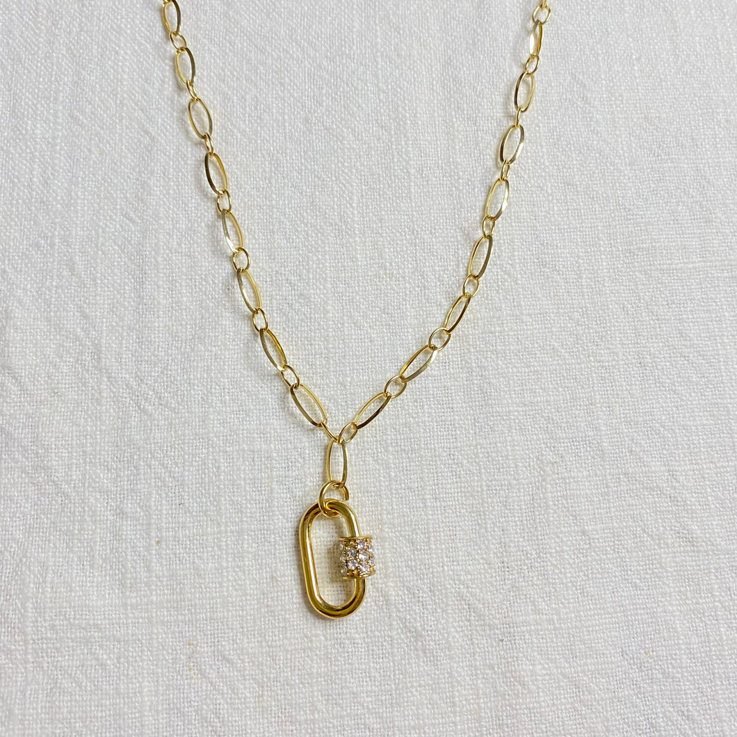 Clasp gold chain