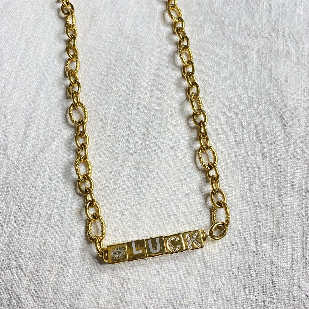 Collier Luck